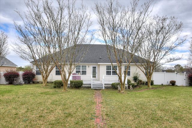 561 Waycross Drive, Warrenville, SC 29851