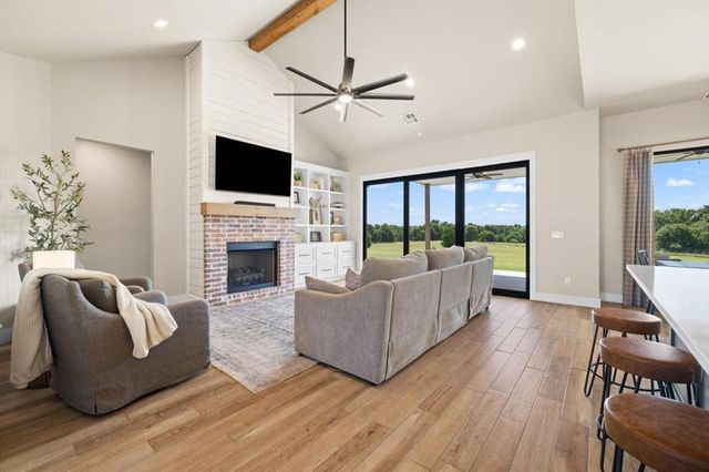 2548 S Sara Avenue, Blanchard, OK 73010