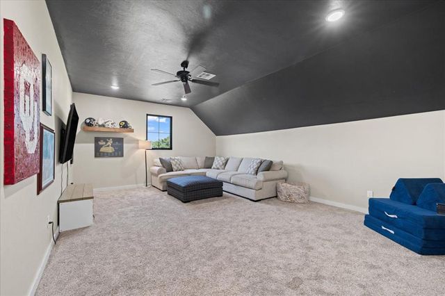 2548 S Sara Avenue, Blanchard, OK 73010