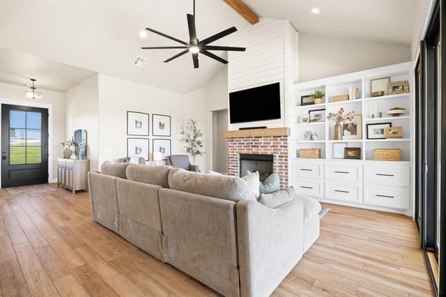 2548 S Sara Avenue, Blanchard, OK 73010
