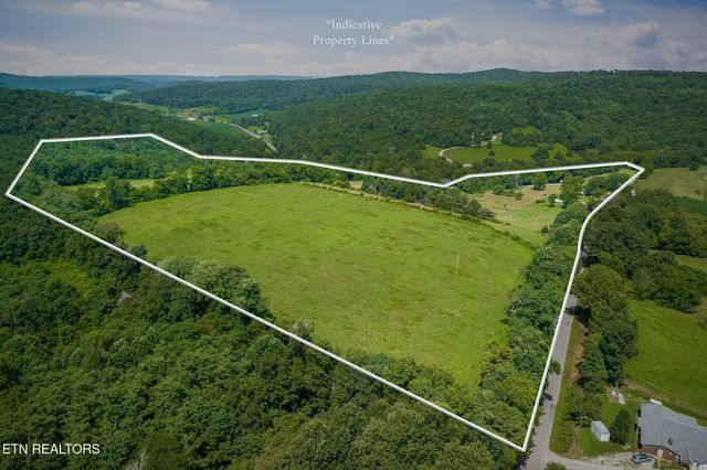3908 Lost Creek Rd, Sparta, TN 38583