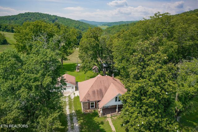 3908 Lost Creek Rd, Sparta, TN 38583