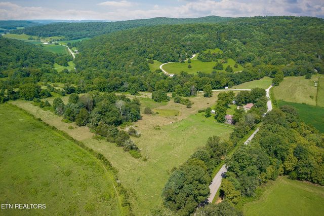 3908 Lost Creek Rd, Sparta, TN 38583