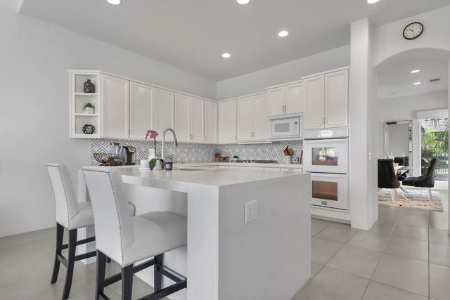 267 Loch Lomond Road, Rancho Mirage, CA 92270