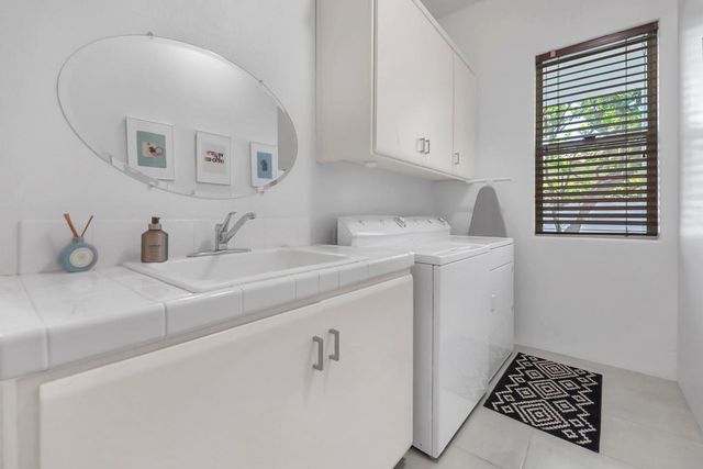 267 Loch Lomond Road, Rancho Mirage, CA 92270