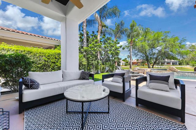 267 Loch Lomond Road, Rancho Mirage, CA 92270