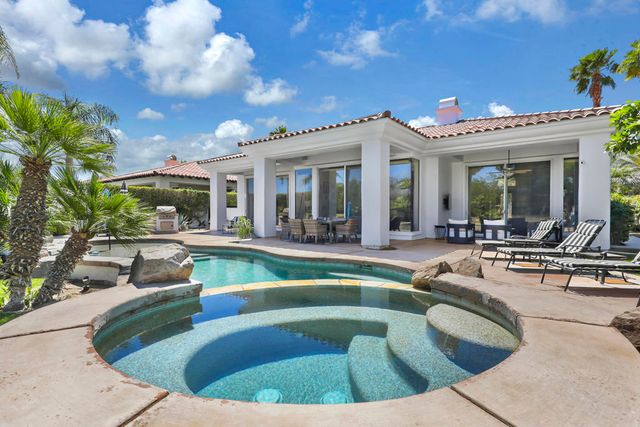 267 Loch Lomond Road, Rancho Mirage, CA 92270