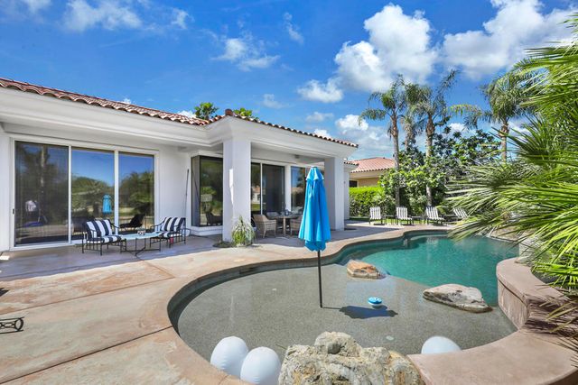 267 Loch Lomond Road, Rancho Mirage, CA 92270