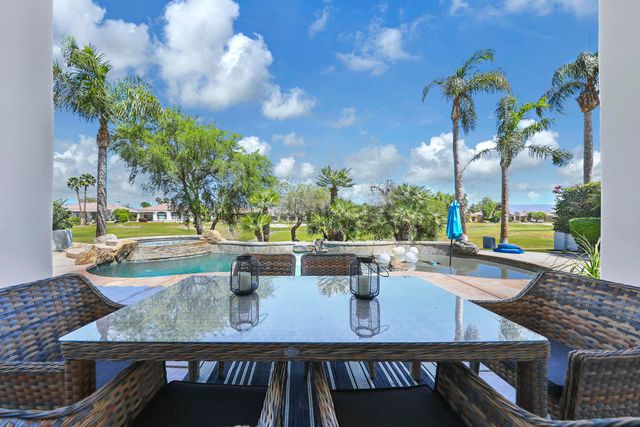 267 Loch Lomond Road, Rancho Mirage, CA 92270