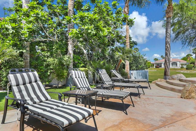 267 Loch Lomond Road, Rancho Mirage, CA 92270