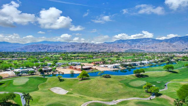 267 Loch Lomond Road, Rancho Mirage, CA 92270