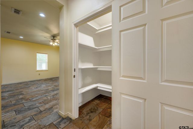 531 CR 3501, Cuney, TX 75759