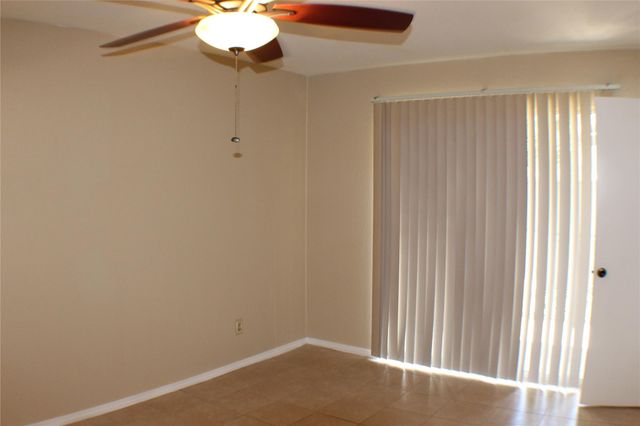 9700 Leawood Boulevard 1713, Houston, TX 77099