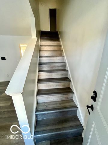 5643 Imperial Woods Circle, Indianapolis, IN 46224