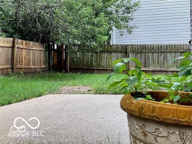 5643 Imperial Woods Circle, Indianapolis, IN 46224