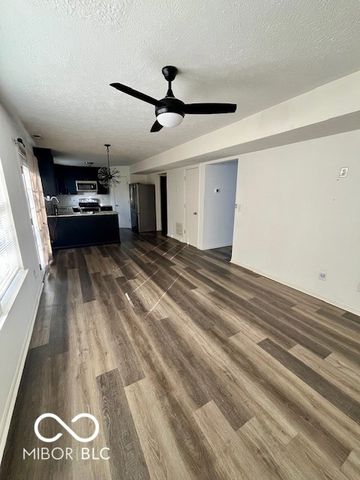 5643 Imperial Woods Circle, Indianapolis, IN 46224