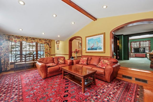 58 Englewood Road, Longmeadow, MA 01106