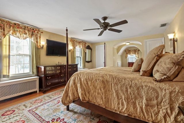 58 Englewood Road, Longmeadow, MA 01106