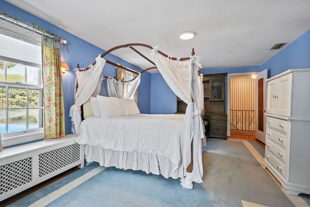 58 Englewood Road, Longmeadow, MA 01106