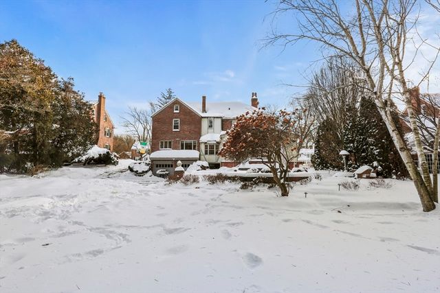 58 Englewood Road, Longmeadow, MA 01106