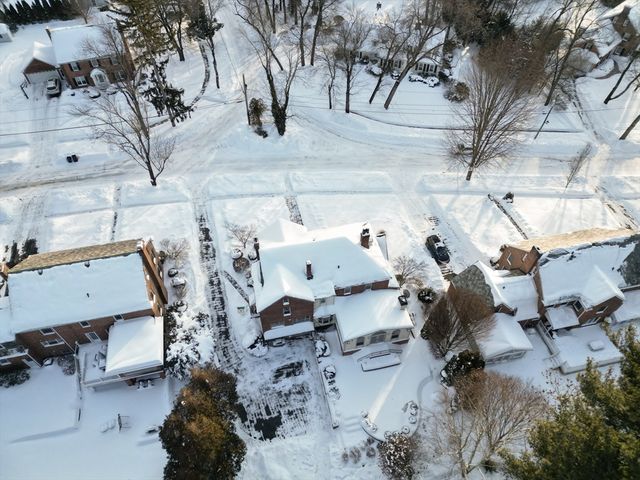 58 Englewood Road, Longmeadow, MA 01106