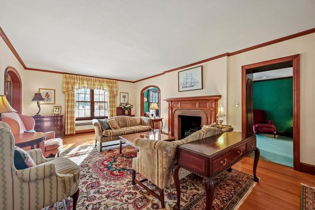 58 Englewood Road, Longmeadow, MA 01106