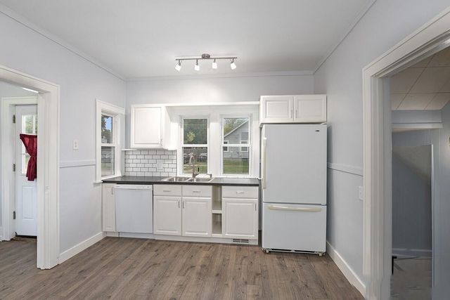 1000 Oakdale Street, Grand Rapids, MI 49507