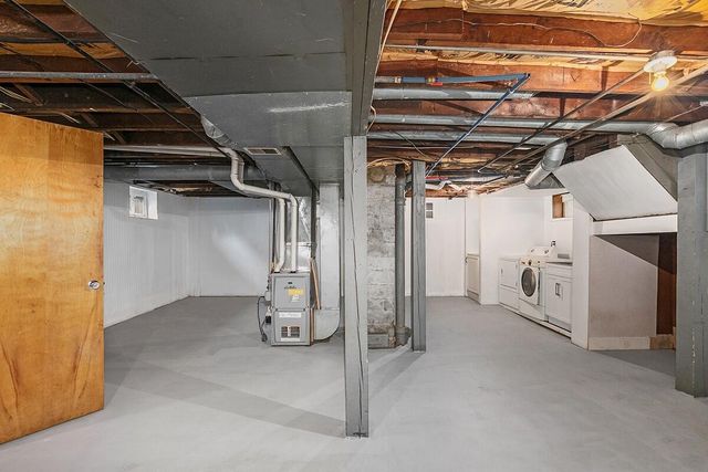 1000 Oakdale Street, Grand Rapids, MI 49507