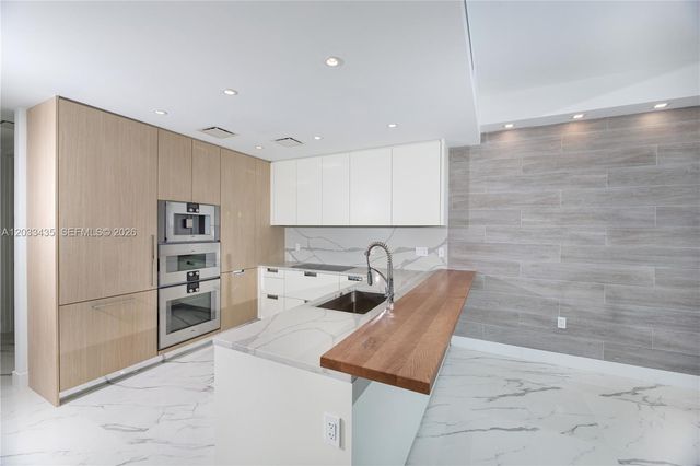 15701 Collins Avenue 1403, Sunny Isles Beach, FL 33160