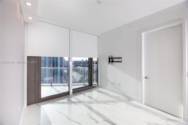 15701 Collins Avenue 1403, Sunny Isles Beach, FL 33160