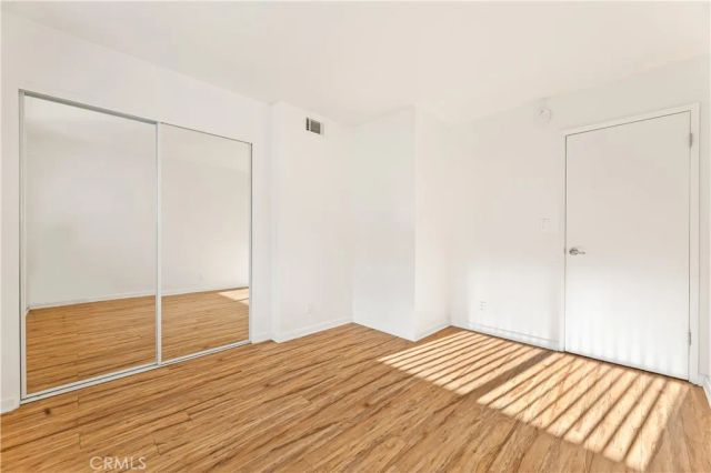 20327 Saticoy Street 102, Winnetka, CA 91306