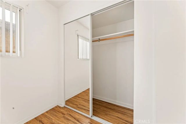 20327 Saticoy Street 102, Winnetka, CA 91306