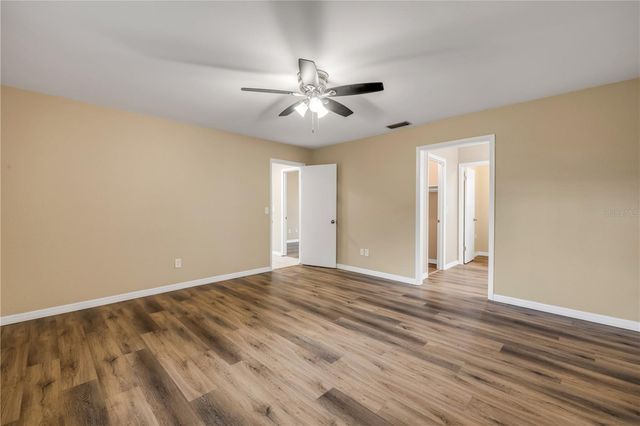 2015 INDIA PALM DRIVE, Edgewater, FL 32141