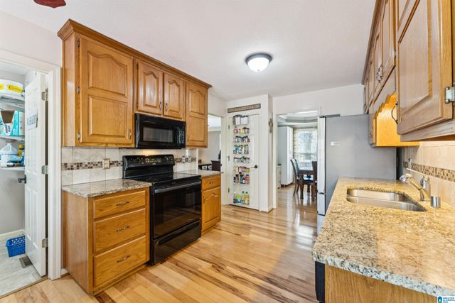 80 GENE GLENN LANE, Odenville, AL 35120