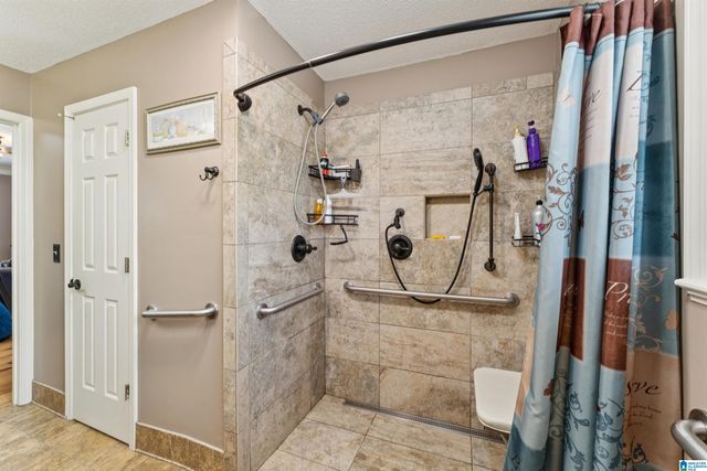 80 GENE GLENN LANE, Odenville, AL 35120