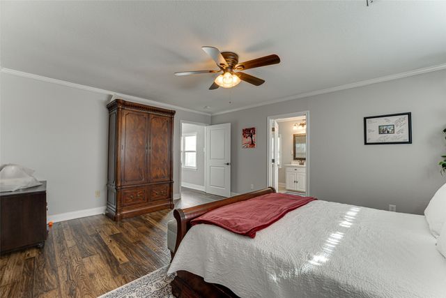 430 Hornik Road, Ennis, TX 75119