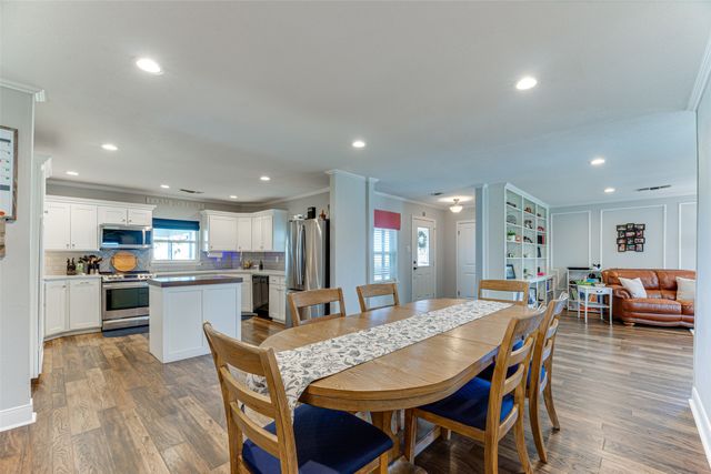 430 Hornik Road, Ennis, TX 75119