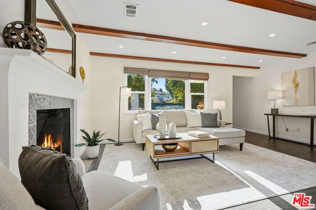 5438 Colfax Avenue, Valley Village, CA 91601