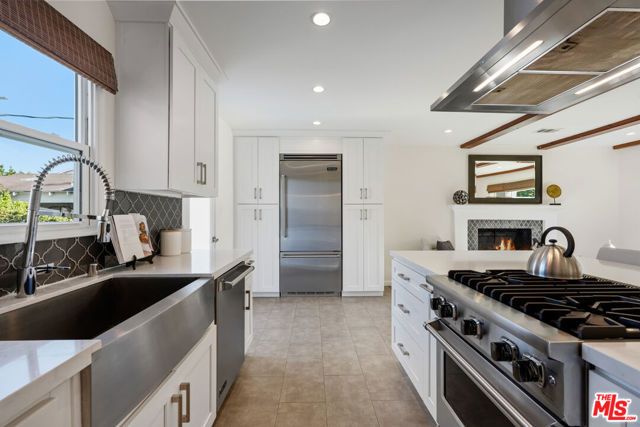 5438 Colfax Avenue, Valley Village, CA 91601