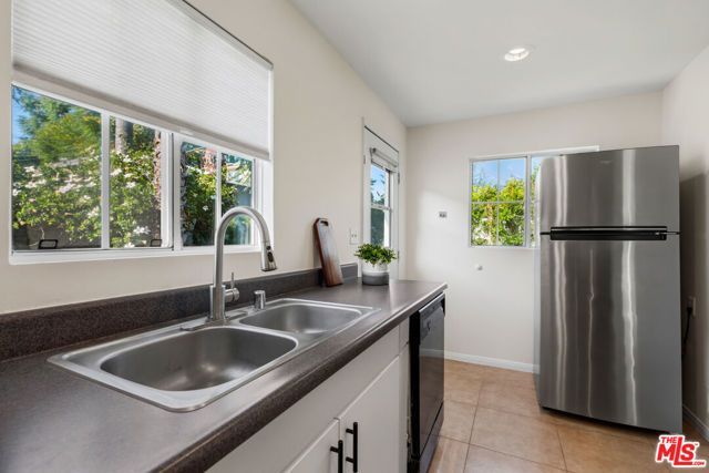5438 Colfax Avenue, Valley Village, CA 91601