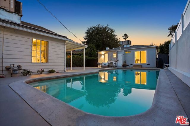 5438 Colfax Avenue, Valley Village, CA 91601