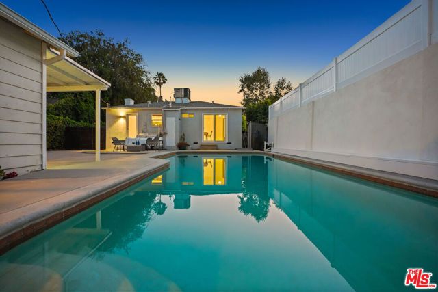 5438 Colfax Avenue, Valley Village, CA 91601