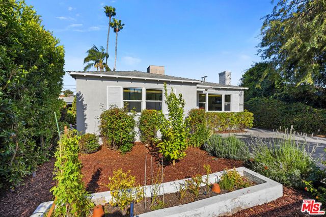 5438 Colfax Avenue, Valley Village, CA 91601