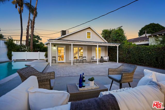 5438 Colfax Avenue, Valley Village, CA 91601