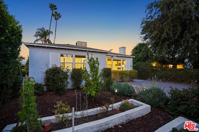 5438 Colfax Avenue, Valley Village, CA 91601