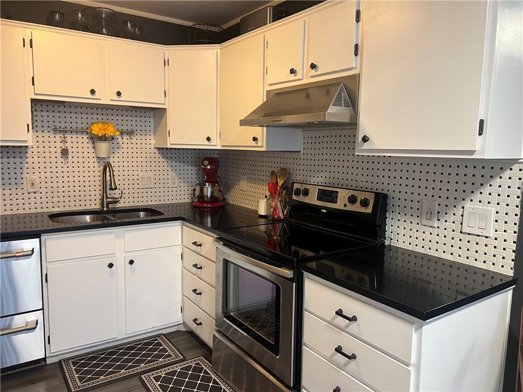 715 Upper Broadway 304, Corpus Christi, TX 78401 — photo 4