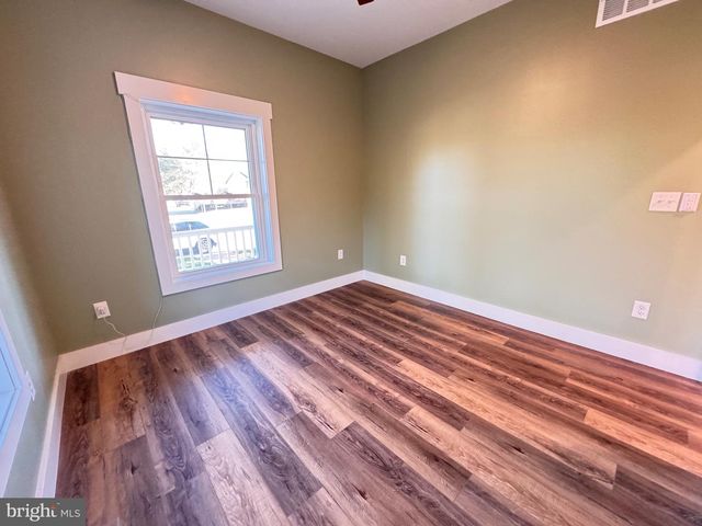 306 SIXTH AVE, Cape May, NJ 08204