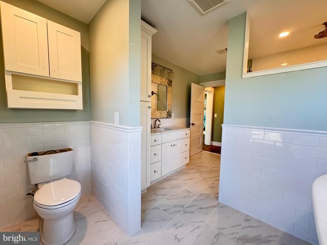 306 SIXTH AVE, Cape May, NJ 08204