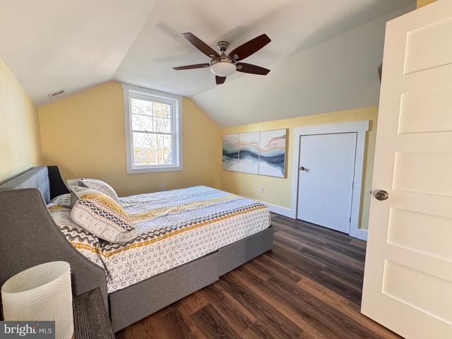 306 SIXTH AVE, Cape May, NJ 08204