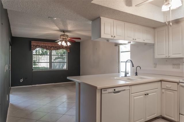 3444 EL RADO COURT 8418, Sarasota, FL 34232